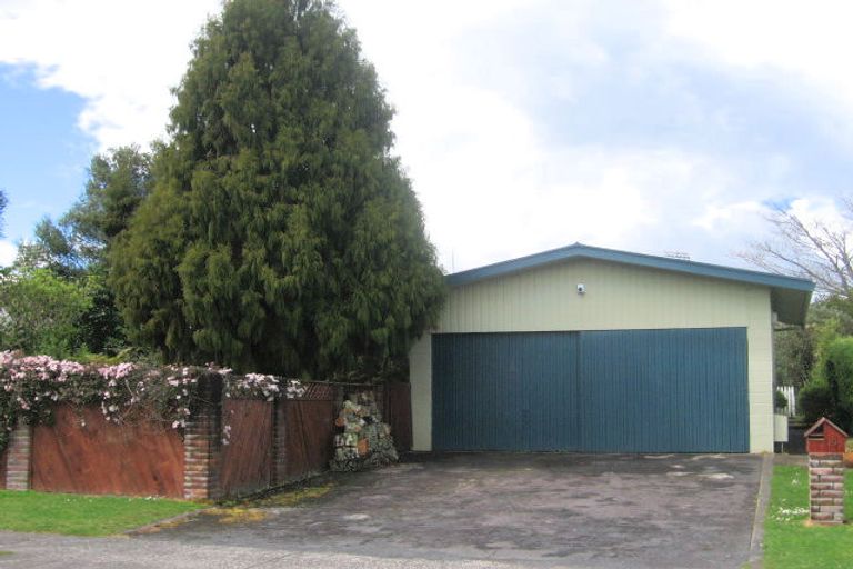 Photo of property in 19 Carter Drive, Pomare, Rotorua, 3015