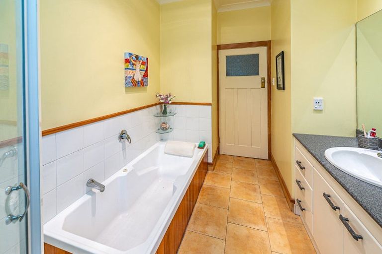 Photo of property in 40 Webb Road, Durie Hill, Whanganui, 4500