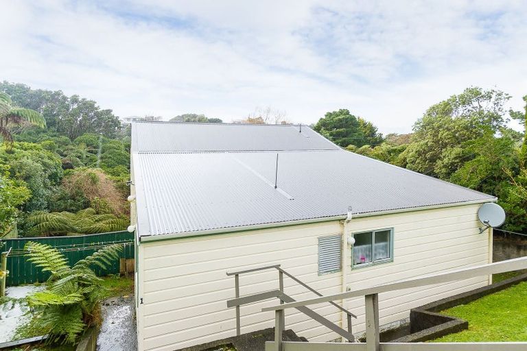 Photo of property in 10 Martin Grove, Normandale, Lower Hutt, 5010