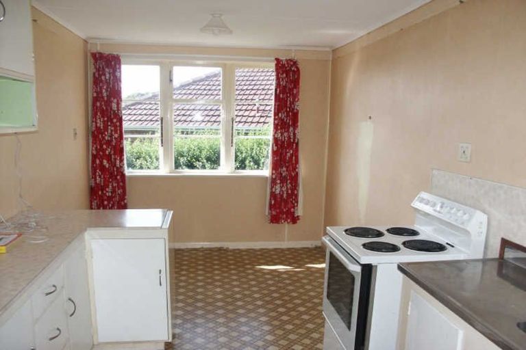 Photo of property in 18 Mooltan Street, Halfway Bush, Dunedin, 9010