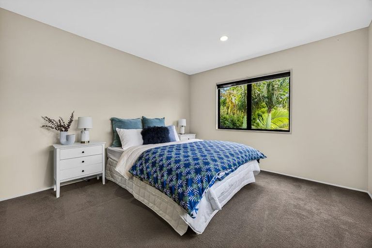 Photo of property in 73m Park Rise, Campbells Bay, Auckland, 0630