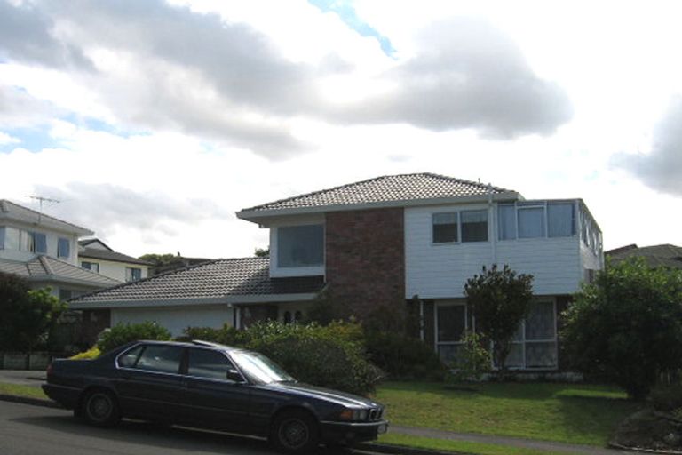 Photo of property in 59 Lagoon Way, West Harbour, Auckland, 0618