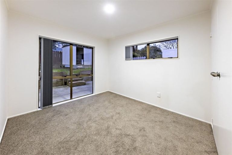 Photo of property in 2/16 Great South Road, Manurewa, Auckland, 2102