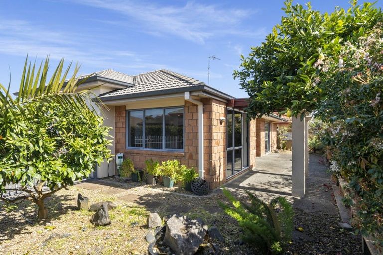 Photo of property in 68 Beachwater Drive, Papamoa Beach, Papamoa, 3118