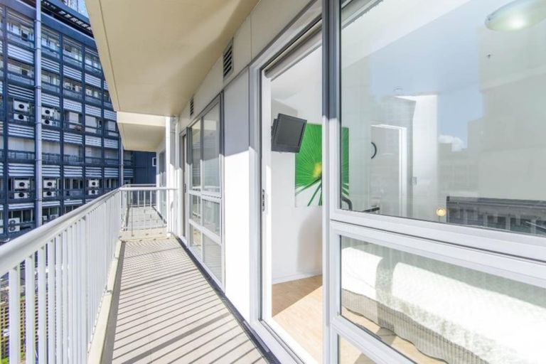 Photo of property in 8 White Road, Manurewa, Auckland, 2102