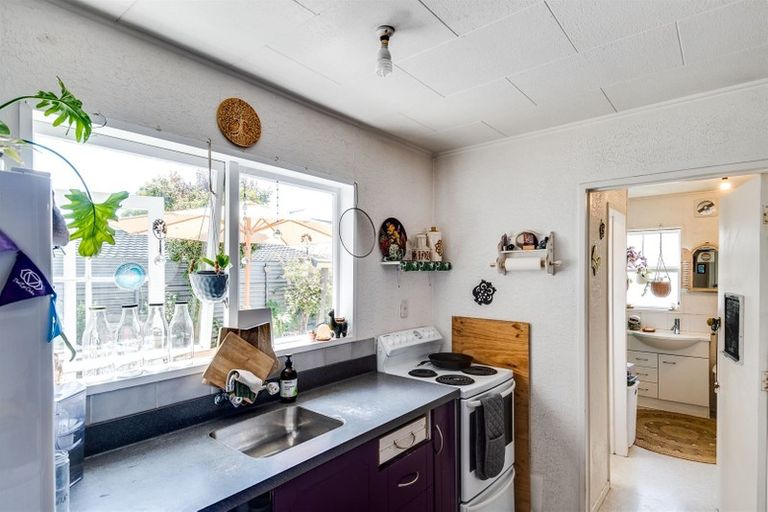 Photo of property in 4/283 Taradale Road, Pirimai, Napier, 4112