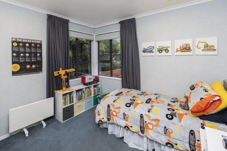 Photo of property in 58 Hewitts Road, Woodend, 7610