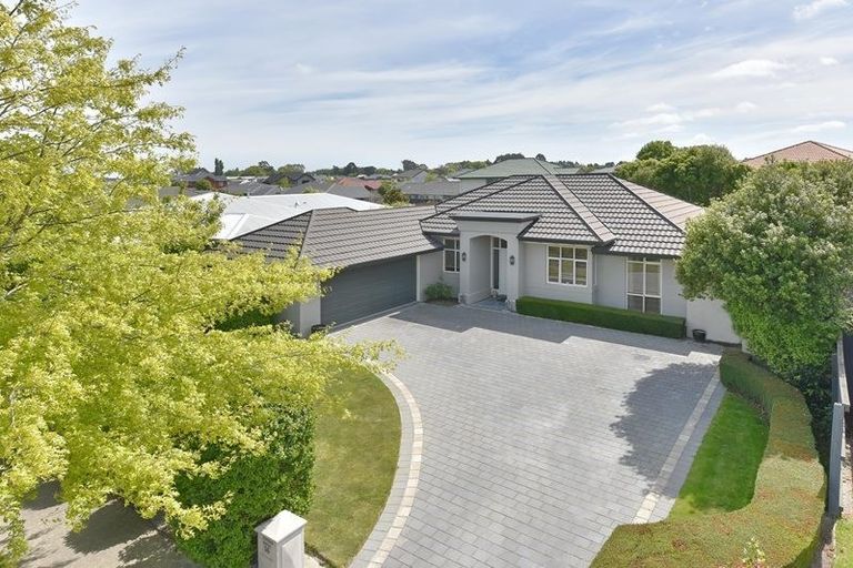 Photo of property in 16 Talbot Road, Northwood, Christchurch, 8051