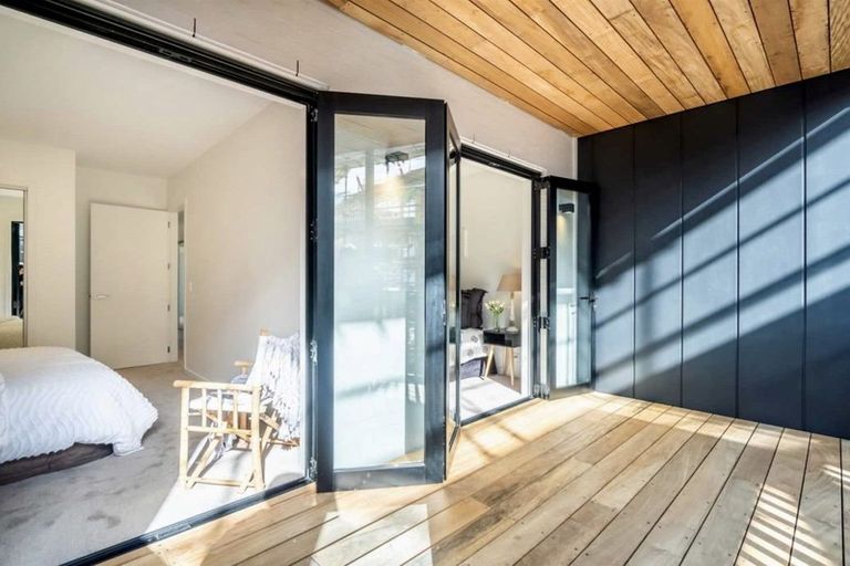 Photo of property in 16 Catalina Bay Drive, Hobsonville, Auckland, 0616