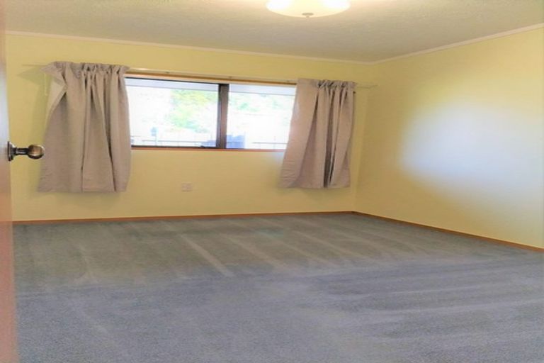 Photo of property in 164 Fairway Drive, Te Kamo, Kamo, 0112