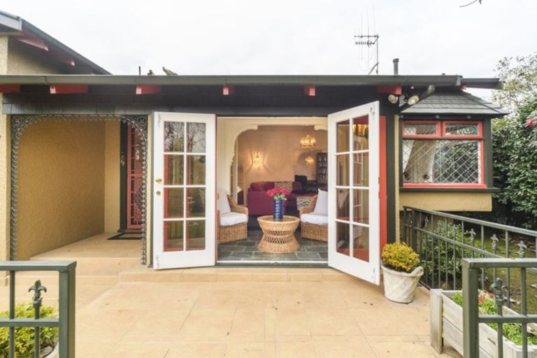 Photo of property in 302 Park Road, Hokowhitu, Palmerston North, 4410