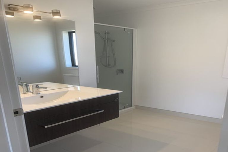 Photo of property in 3 Arahi Place, Rototuna North, Hamilton, 3210