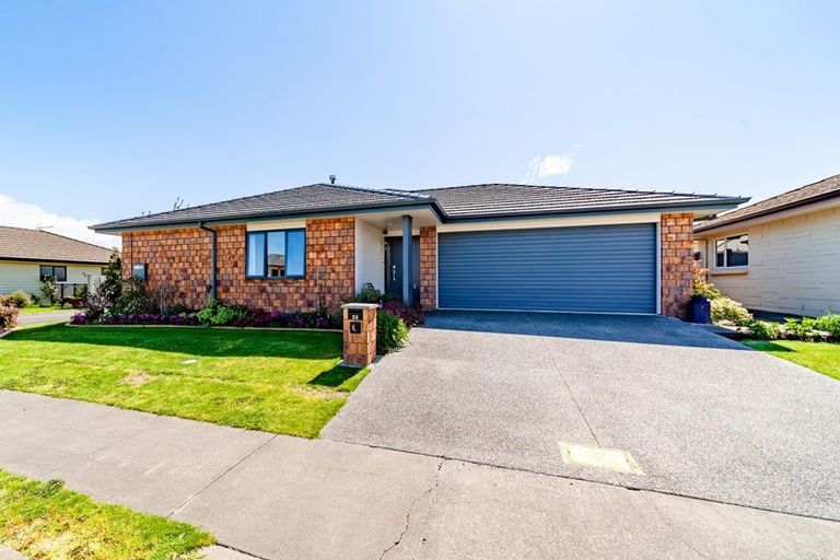 Photo of property in 23 Belgrove Drive, Waipukurau, 4200