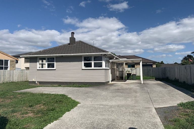 Photo of property in 26 Martin Road, Manurewa, Auckland, 2102