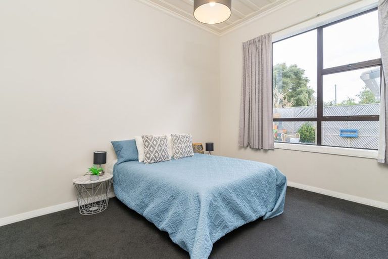 Photo of property in 4 Bathgate Street, South Dunedin, Dunedin, 9012