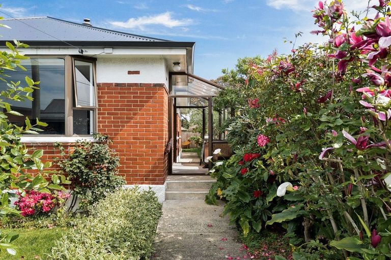 Photo of property in 16 Eskvale Street, Saint Kilda, Dunedin, 9012