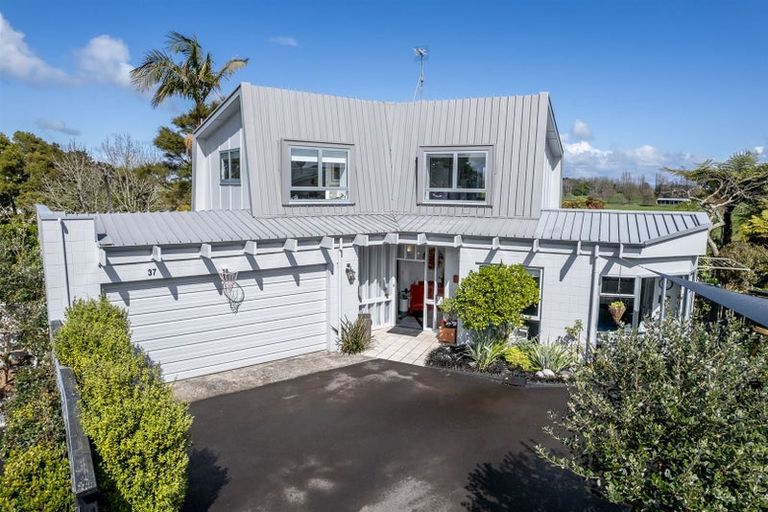 Photo of property in 37 Balfour Crescent, Riverlea, Hamilton, 3216