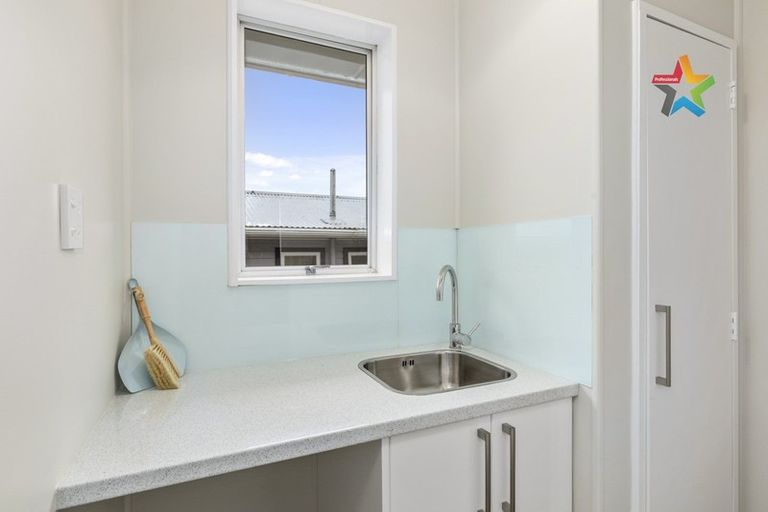 Photo of property in 15a Pencarrow Crescent, Wainuiomata, Lower Hutt, 5014