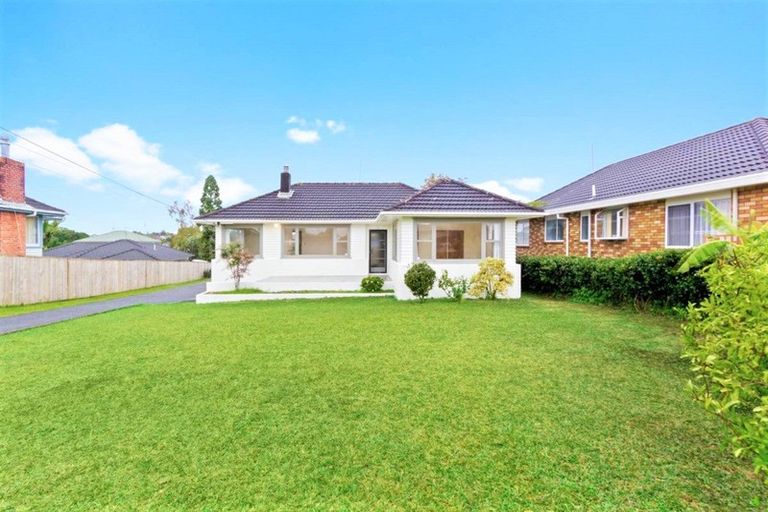 Photo of property in 35 James Laurie Street, Henderson, Auckland, 0612