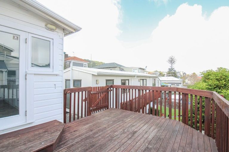 Photo of property in 14 Levy Street, Mount Victoria, Wellington, 6011