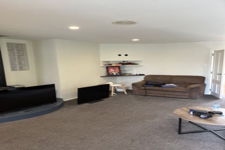 Photo of property in 204 Avonhead Road, Avonhead, Christchurch, 8042