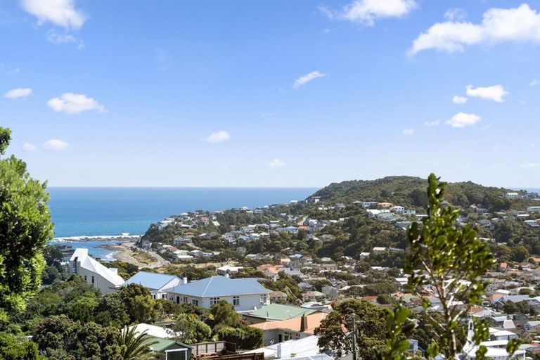 Photo of property in 27 Hudson Street, Island Bay, Wellington, 6023