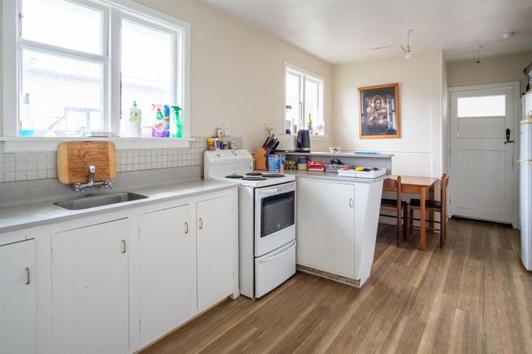 Photo of property in 101 Bower Avenue, New Brighton, Christchurch, 8083