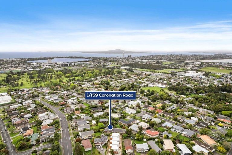 Photo of property in 1/159 Coronation Road, Hillcrest, Auckland, 0627