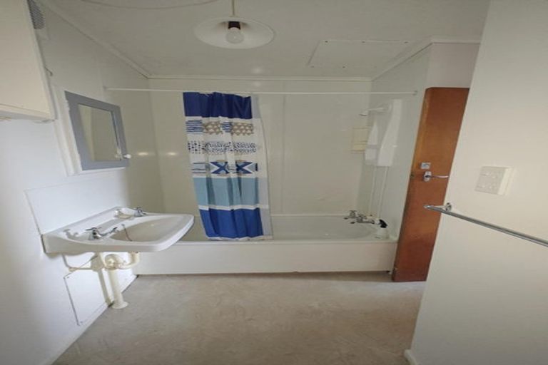 Photo of property in 54 Farnham Street, Mornington, Wellington, 6021