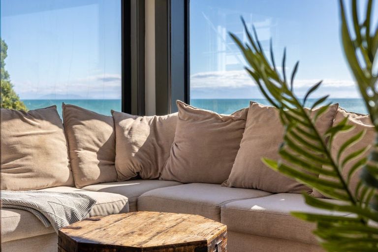 Photo of property in 84 Ames Street, Paekakariki, 5034