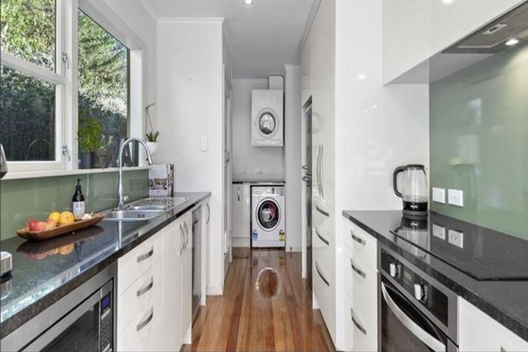 Photo of property in 99b Fraser Avenue, Johnsonville, Wellington, 6037