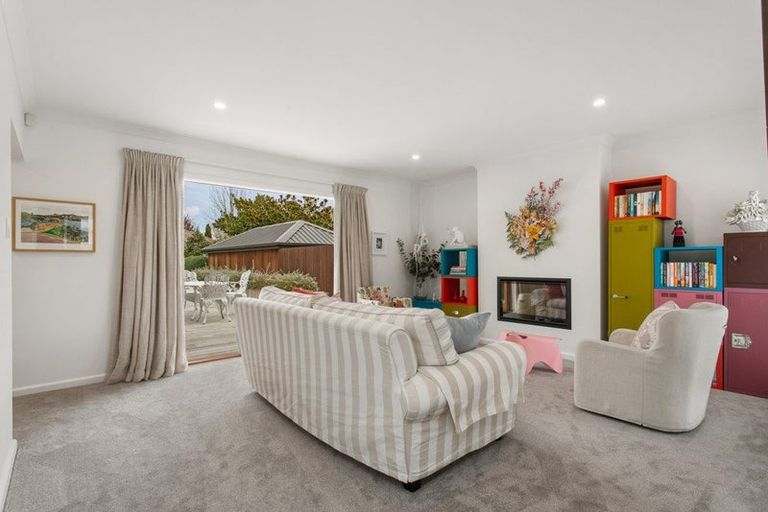 Photo of property in 43 Urunga Avenue, Strowan, Christchurch, 8052