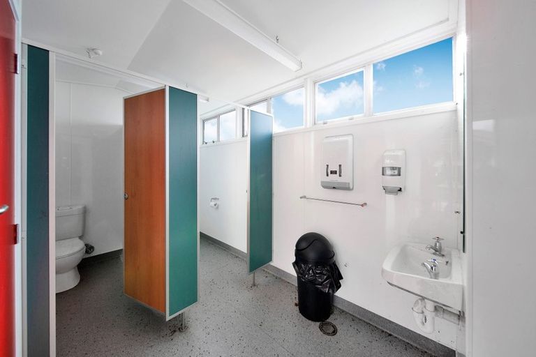 Photo of property in 105 High Street South, Eltham, 4322