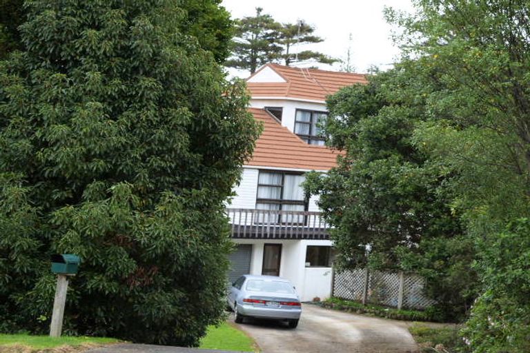 Photo of property in 69 Cockle Bay Road, Cockle Bay, Auckland, 2014