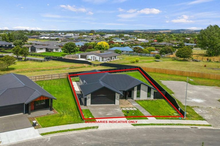 Photo of property in 16 Foster Place, Mount Pisa, Cromwell, 9383