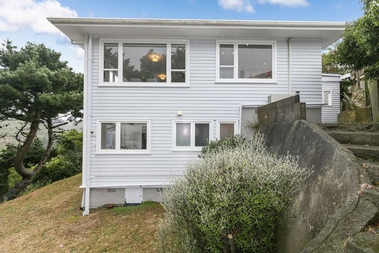 Photo of property in 70 Dominion Park Street, Johnsonville, Wellington, 6037