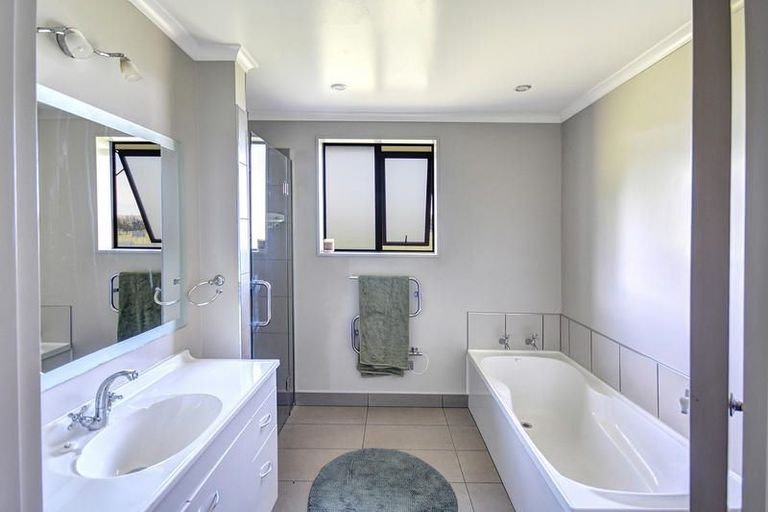 Photo of property in 345 Riccarton Road West, Mosgiel, 9092