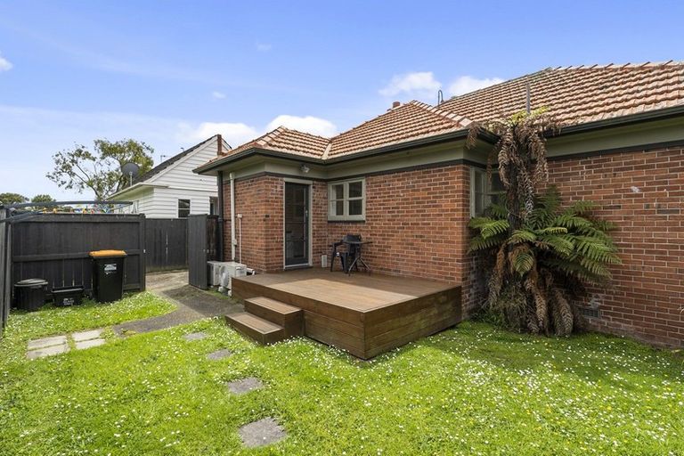 Photo of property in 162 Cook Street, West End, Palmerston North, 4410