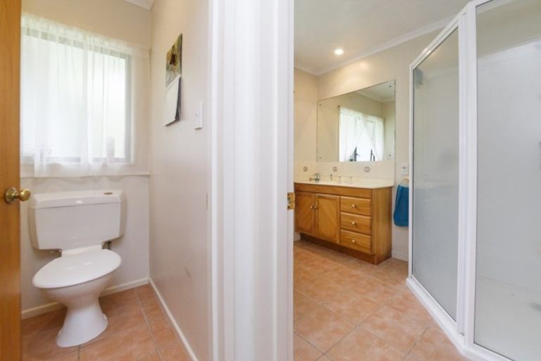 Photo of property in 14 Fraser Court, Roslyn, Palmerston North, 4414