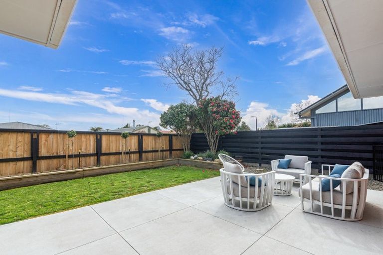 Photo of property in 108 Buick Crescent, Awapuni, Palmerston North, 4412