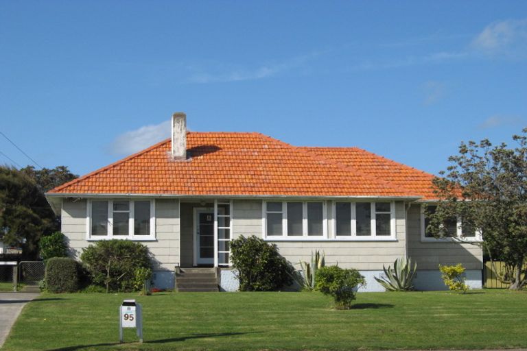 Photo of property in 95 Puriri Street, Gonville, Whanganui, 4501