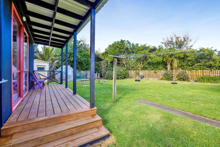 Photo of property in 73 Ihaia Road, Opunake, 4616