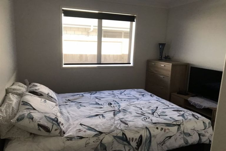 Photo of property in 37 Piata Street, Papamoa Beach, Papamoa, 3118