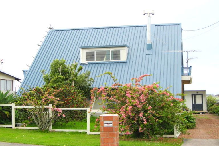 Photo of property in 50 Shakespear Road, Army Bay, Whangaparaoa, 0930