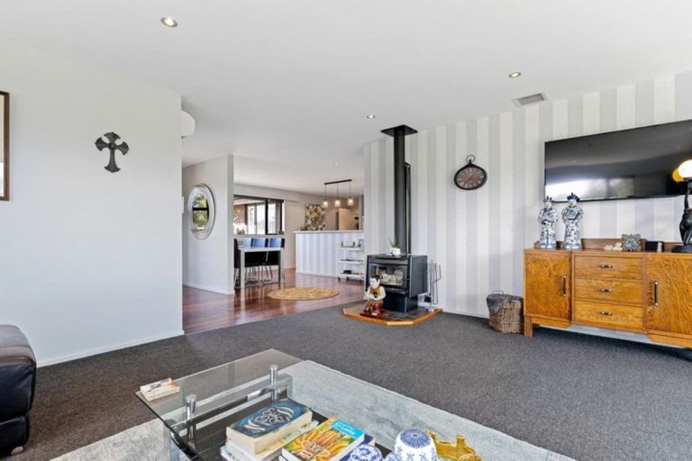 Photo of property in 777 Loburn Whiterock Road, Loburn, Rangiora, 7472