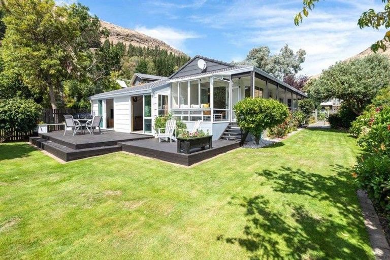 Photo of property in 11 Cascade Place, Sumner, Christchurch, 8081