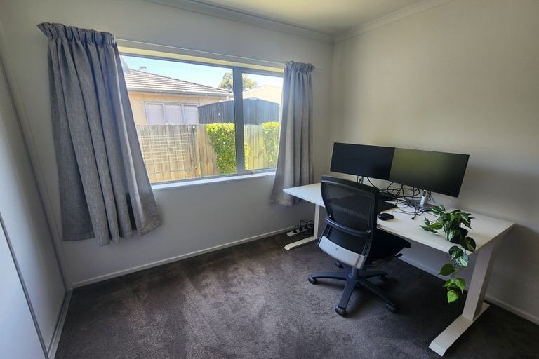 Photo of property in 94 Kuaka Drive, Takanini, 2112