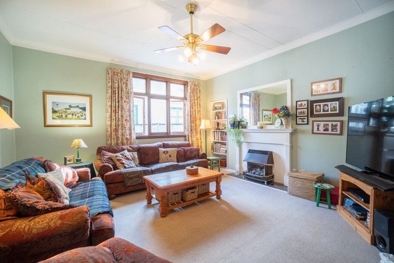 Photo of property in 23 Marne Street, Hokowhitu, Palmerston North, 4410