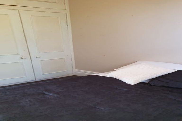 Photo of property in 11 Vogel Street, Mount Victoria, Wellington, 6011