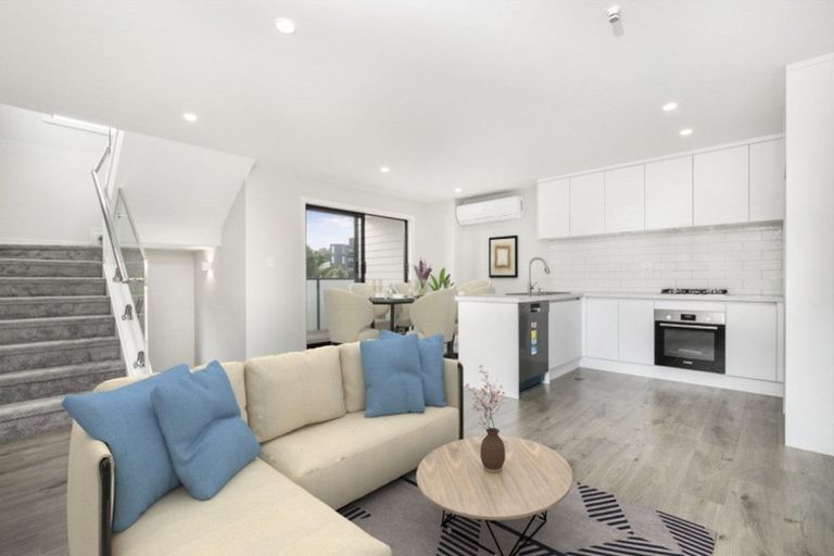 Photo of property in 1/8 Knight Avenue, Mount Albert, Auckland, 1025